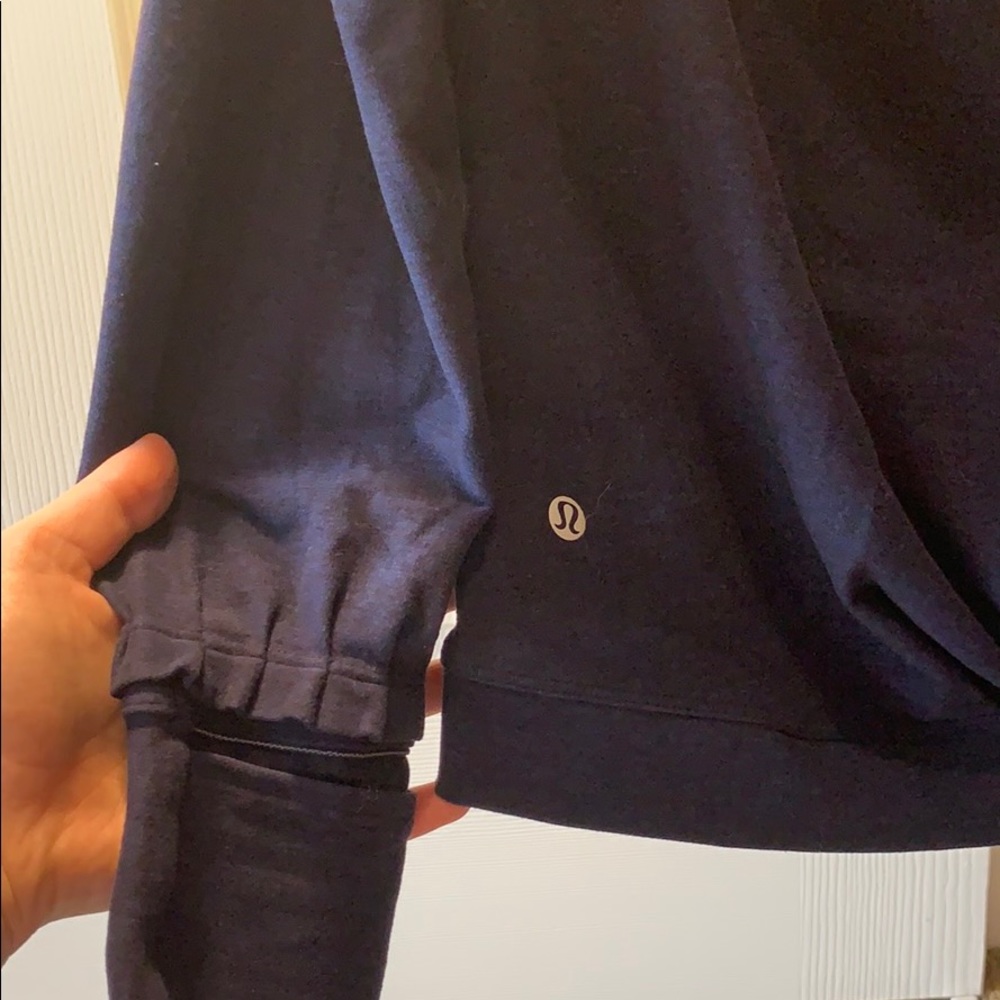 Lululemon hooded long sleeve!